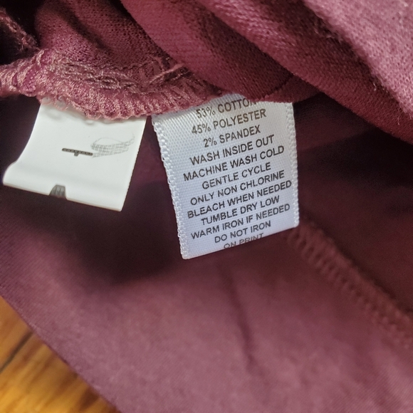 Ann Taylor Loft‎ ruffle front sleeveless blouse size medium NWT - Picture 3 of 6